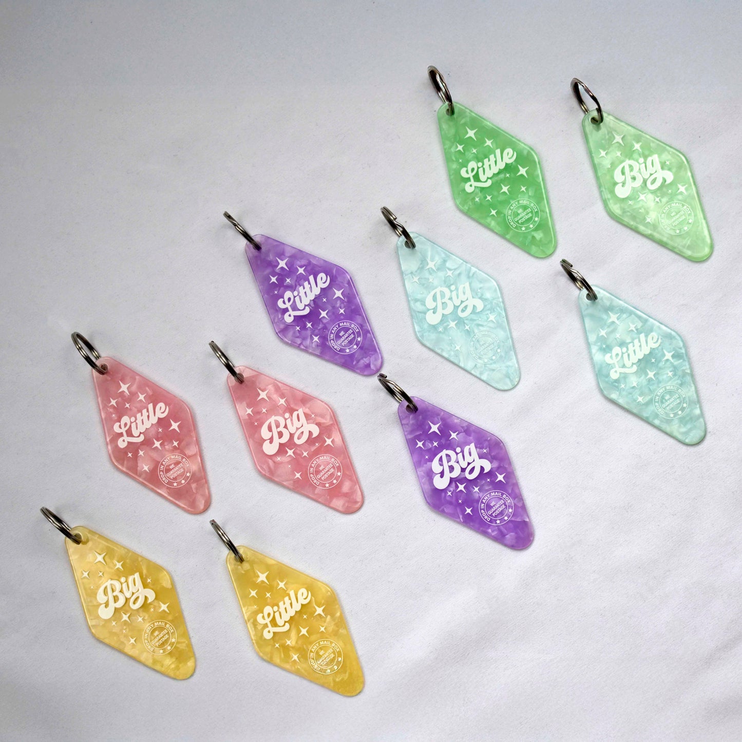 Little - Vintage Motel Keychain - Yellow