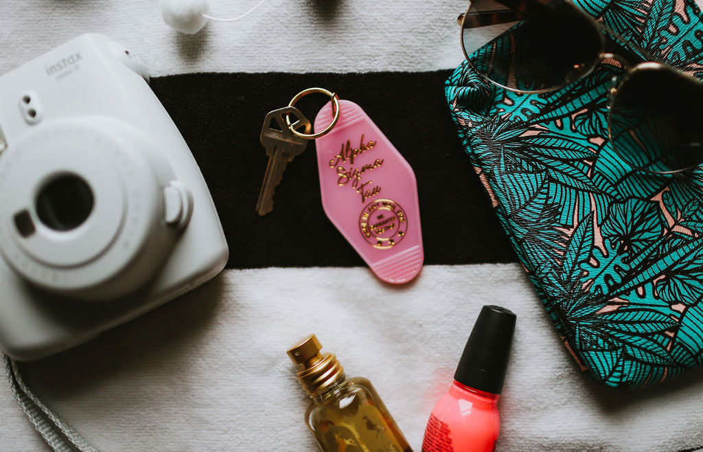 Alpha Sigma Tau Vintage Motel Keychain